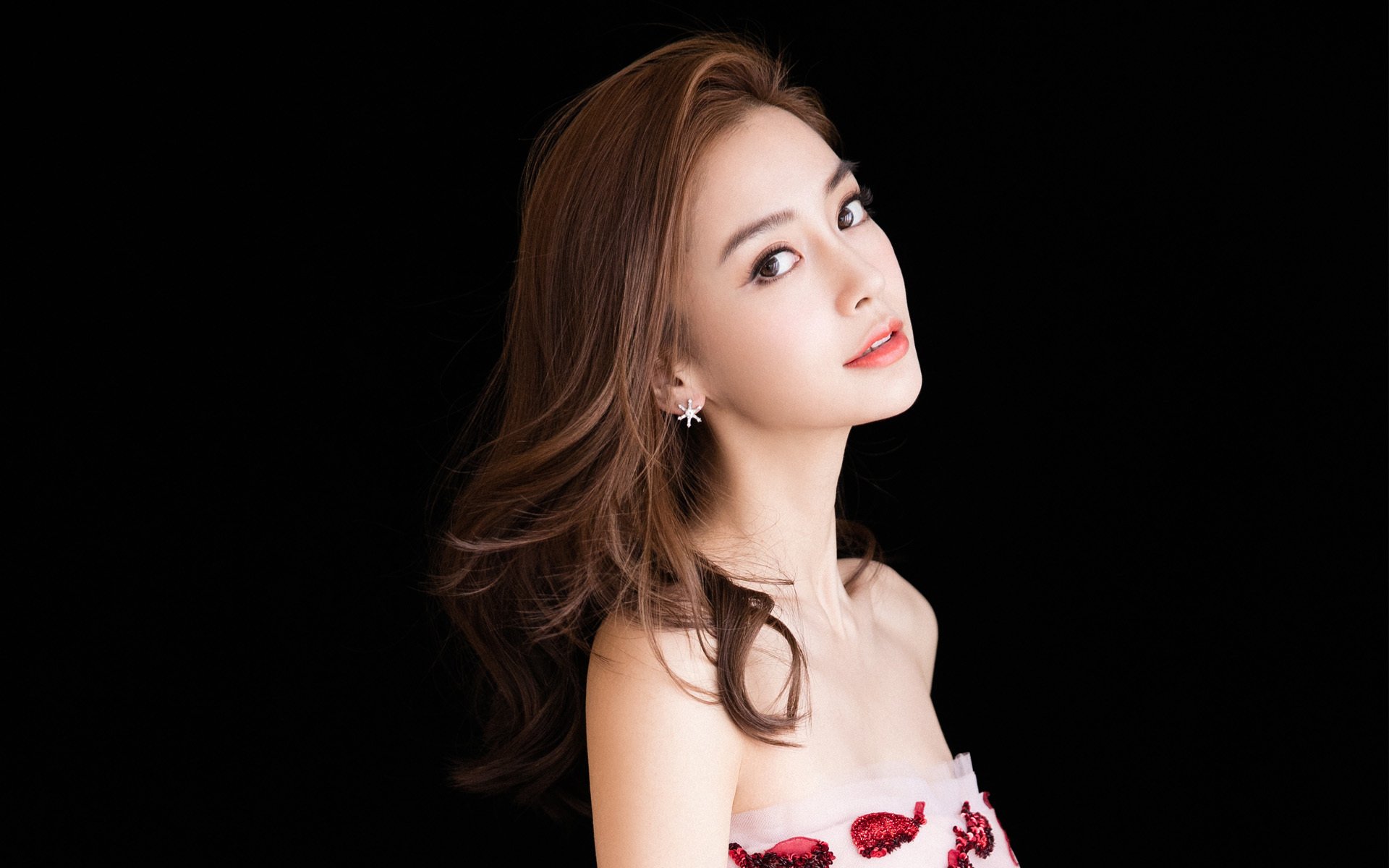 九游APP官网-中国篮球举办村级联赛挖掘民间篮球人才，民间篮球队