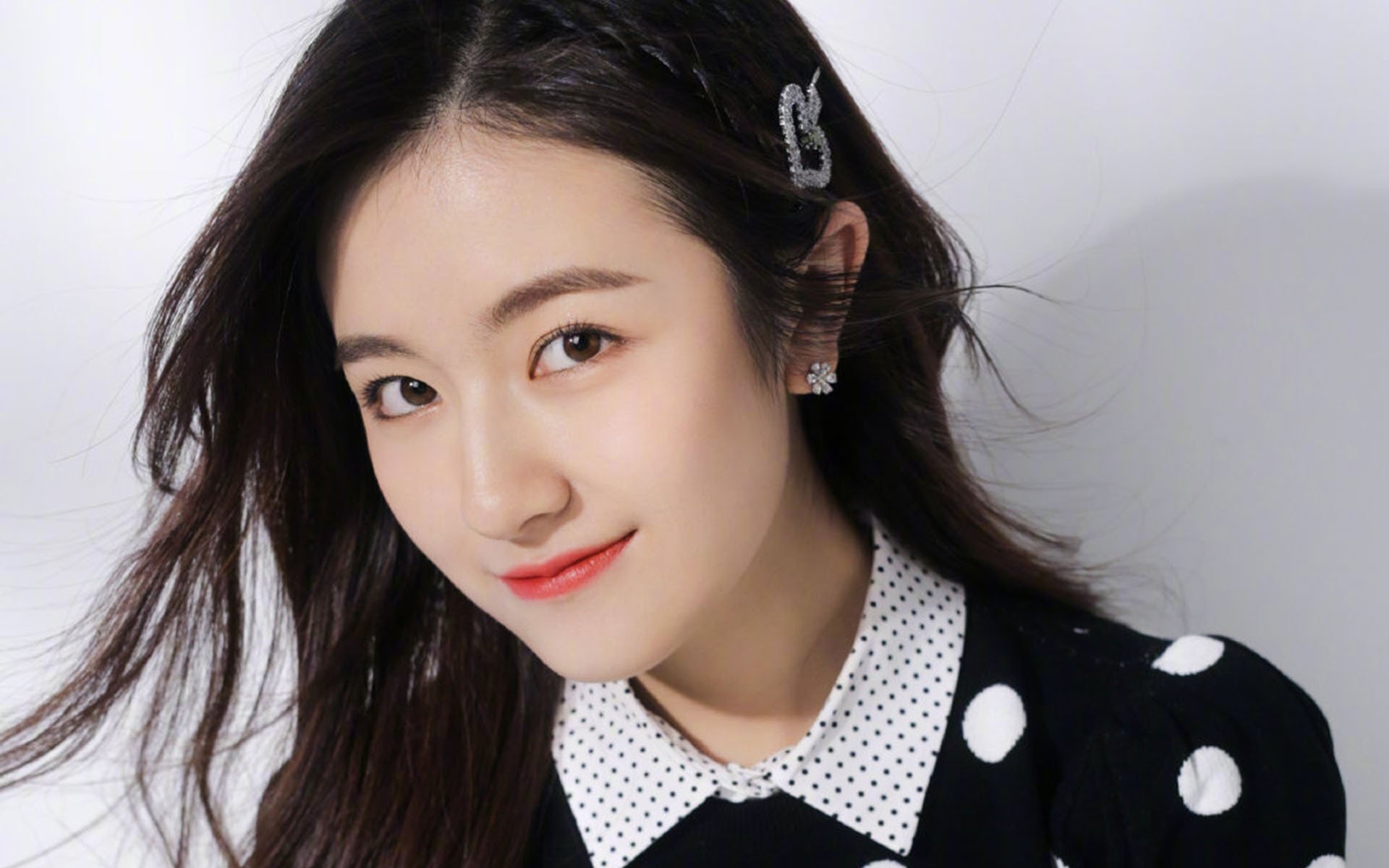 九游官网下载电脑版-主场气氛火热 球迷助力球队逆转胜利，球迷主队是什么意思