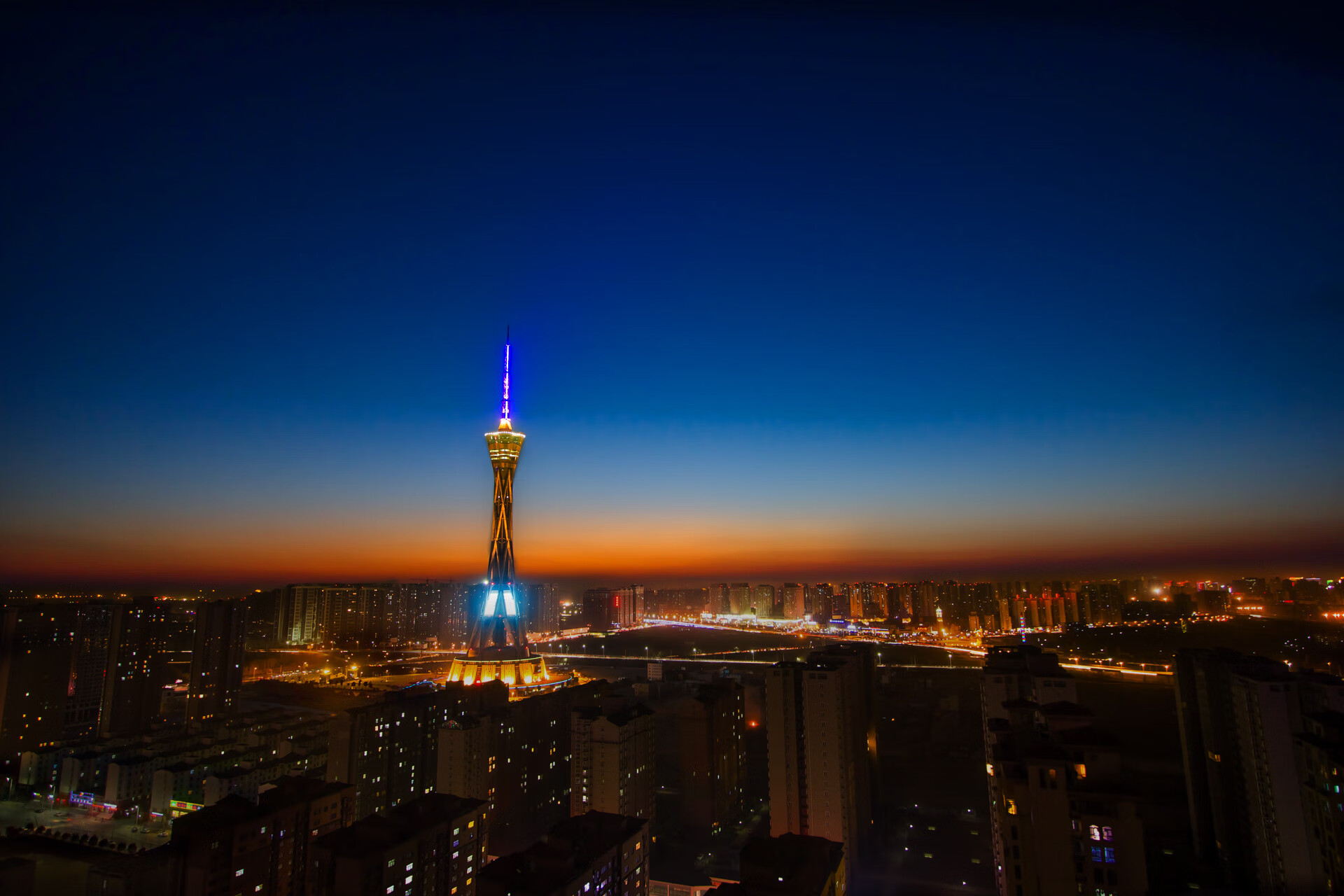 九游游戏中心官网-凯恩回归热刺，破260球纪录成新目标，热刺凯恩什么时候回归